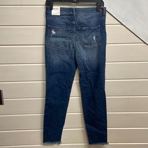 Sneakpeek skinny jeans